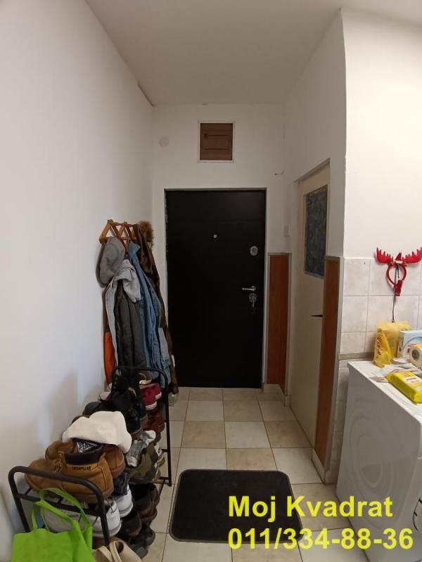 Stan na prodaju u Beogradu, Zemun Kej, dvosoban, 52m2, cena 180000 evra