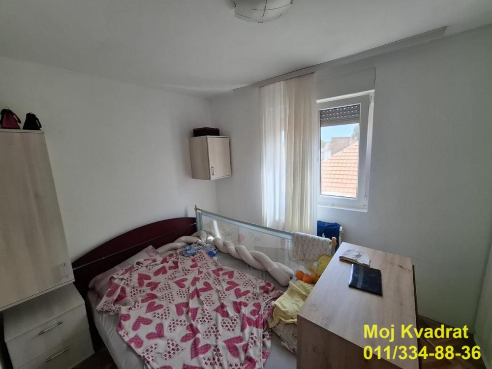 Stan na prodaju u Beogradu, Kalvarija, jednoiposoban, 37m2, cena 137000 evra