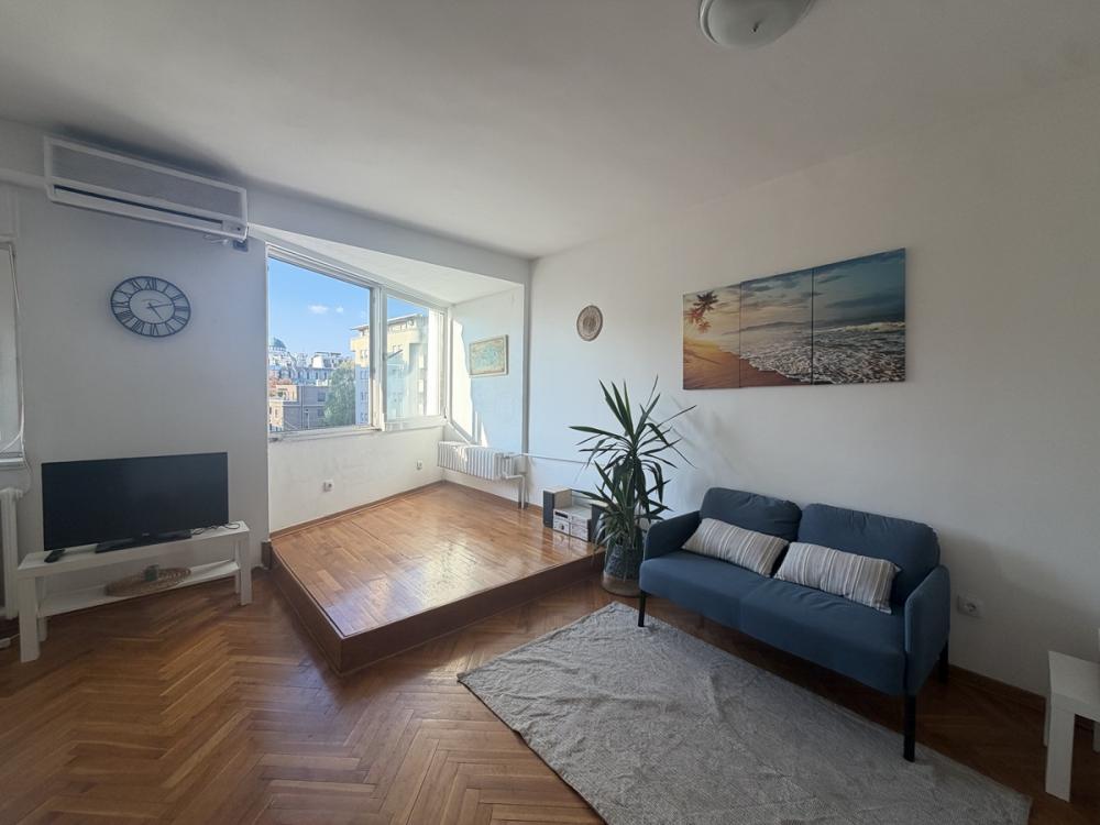Stan na prodaju u Beogradu, Autokomanda, jednoiposoban, 42m2, cena 159000 evra