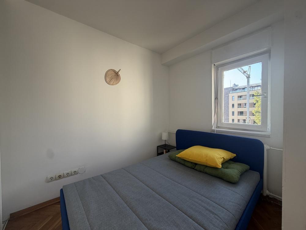 Stan na prodaju u Beogradu, Autokomanda, jednoiposoban, 42m2, cena 159000 evra