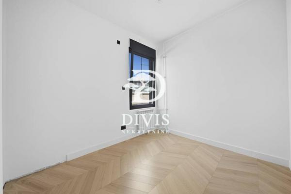 Stan na prodaju u Beogradu, Novi Beograd blok 30 (B92), trosoban, 78m2, cena 459000 evra
