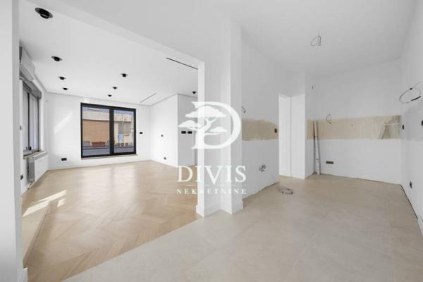 Stan na prodaju u Beogradu, Novi Beograd blok 30 (B92), trosoban, 78m2, cena 459000 evra