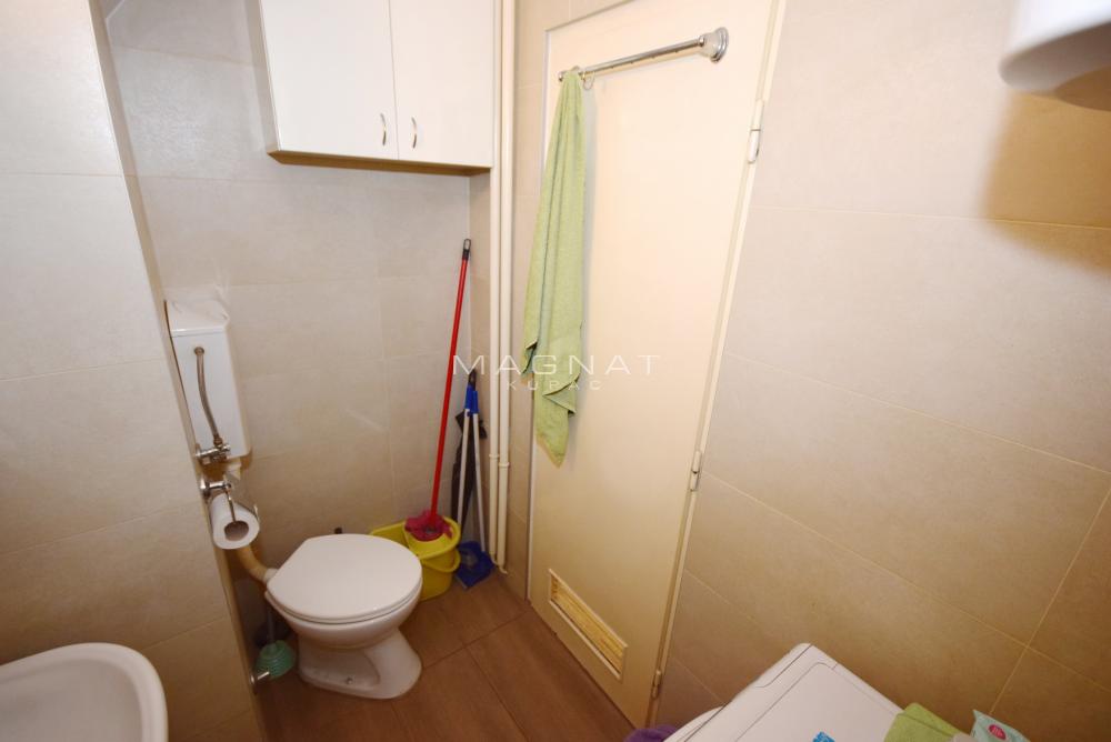 Stan na prodaju u Beogradu, Vračar, jednoiposoban, 27m2, cena 148500 evra