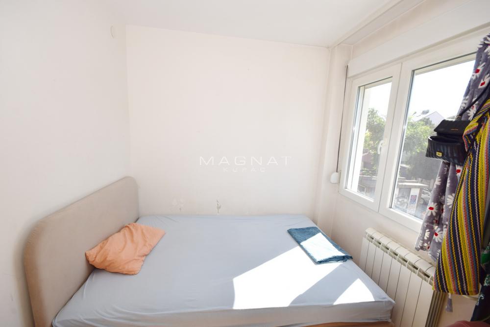 Stan na prodaju u Beogradu, Vračar, jednoiposoban, 27m2, cena 148500 evra