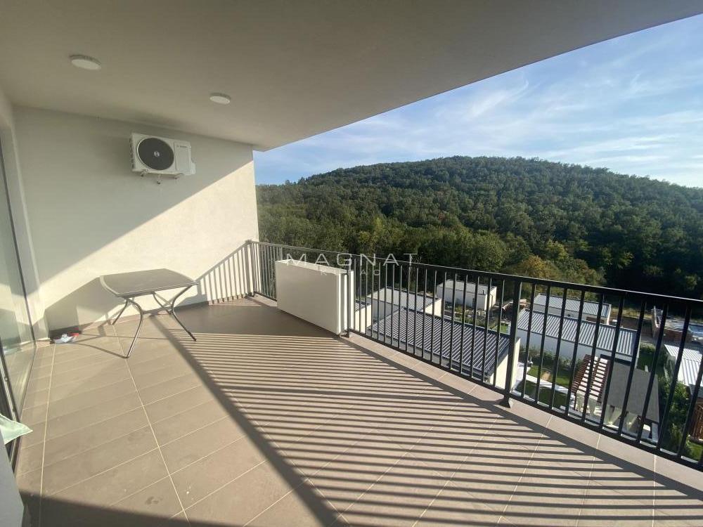 Stan na prodaju u Beogradu, Sopot, trosoban, 62m2, cena 120000 evra