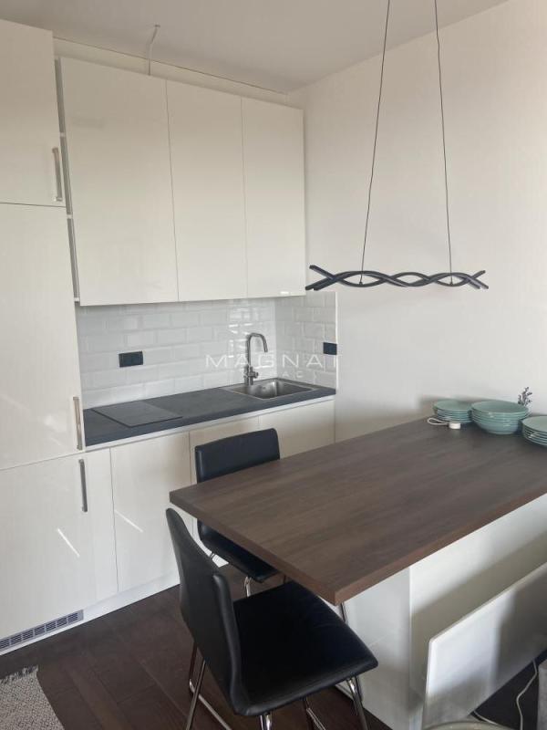 Stan na prodaju u Beogradu, Sopot, trosoban, 62m2, cena 120000 evra