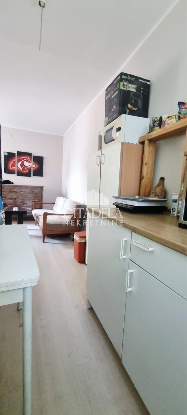 Stan na prodaju u Beogradu, Banovo brdo, jednoiposoban, 43m2, cena 154800 evra