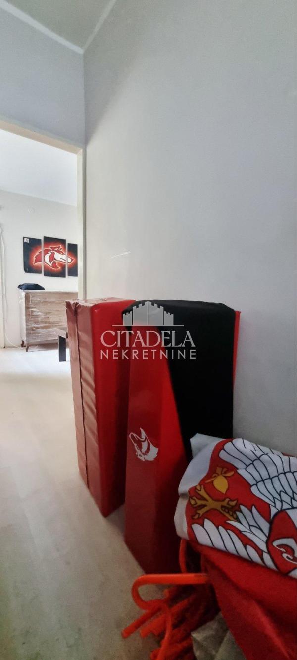 Stan na prodaju u Beogradu, Banovo brdo, jednoiposoban, 43m2, cena 154800 evra