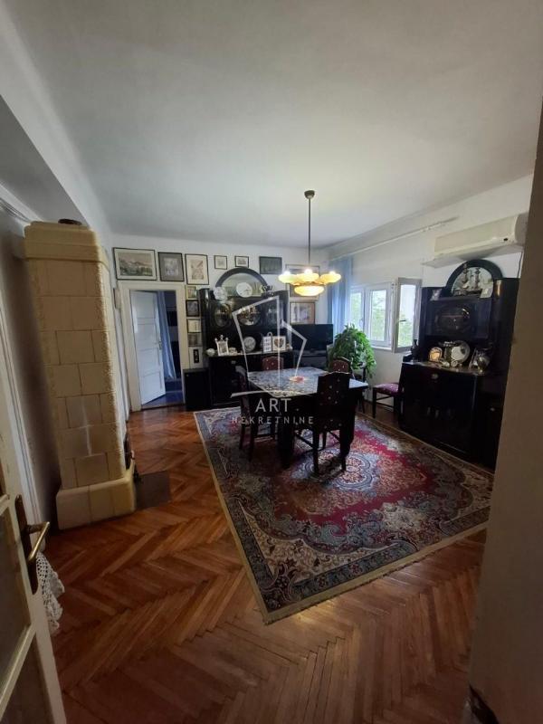 Stan na prodaju u Beogradu, Slavija, cetvorosoban, 81m2, cena 365000 evra