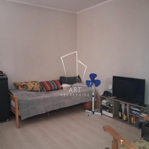 Stan na prodaju u Beogradu, Banovo brdo, dvosoban, 43m2, cena 154800 evra