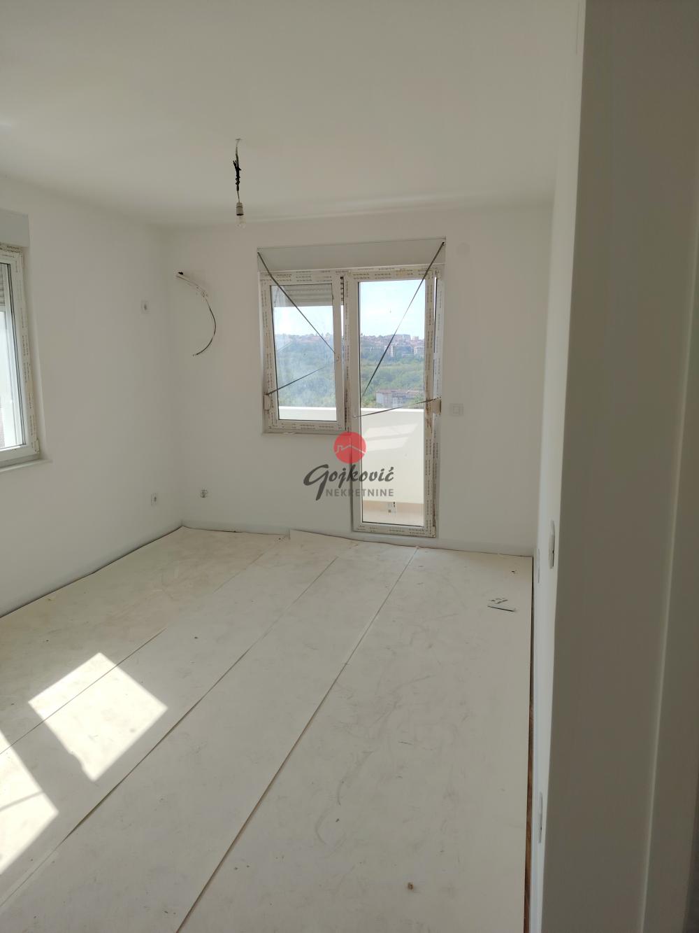 Stan na prodaju u Beogradu, Mirijevo, jednoiposoban, 38m2, cena 100320 evra