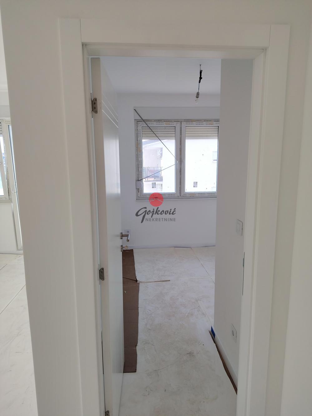 Stan na prodaju u Beogradu, Mirijevo, jednoiposoban, 38m2, cena 100320 evra