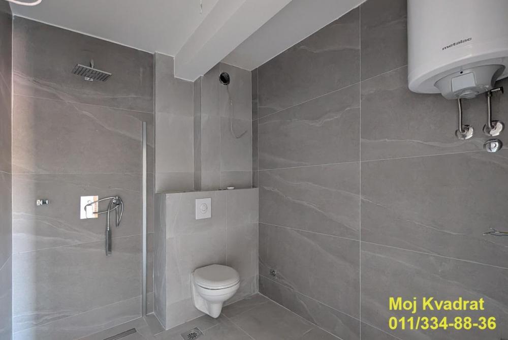 Stan na prodaju u Beogradu, Cvetkova pijaca, trosoban, 63m2, cena 227000 evra