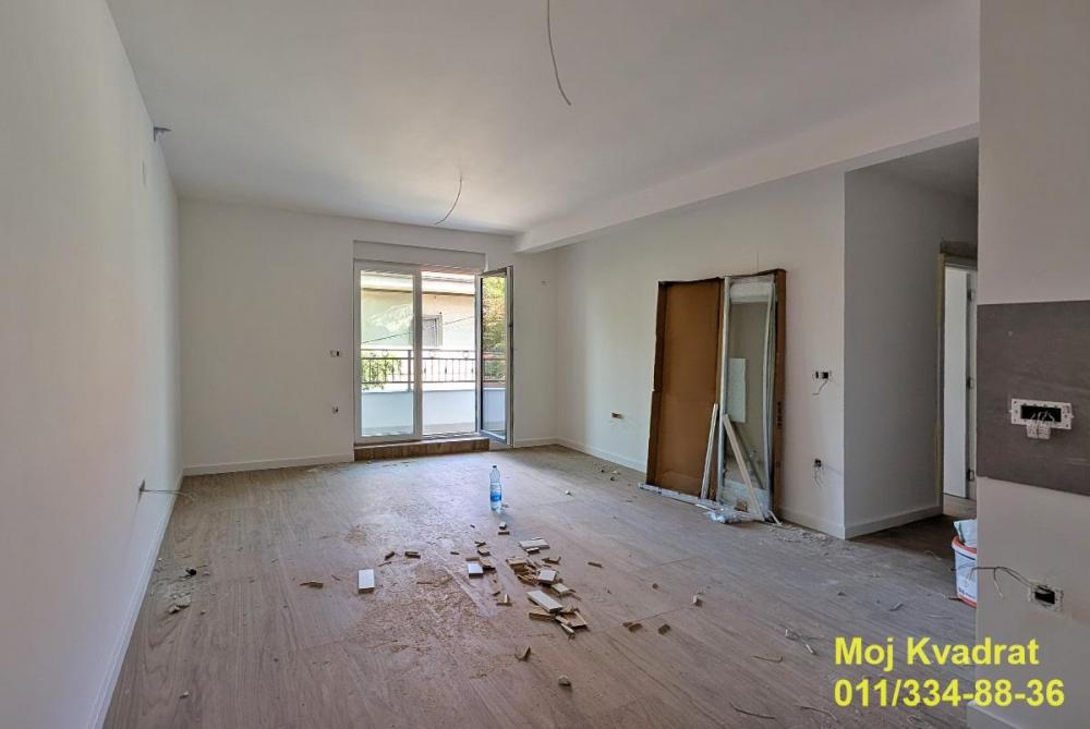 Stan na prodaju u Beogradu, Cvetkova pijaca, trosoban, 63m2, cena 227000 evra