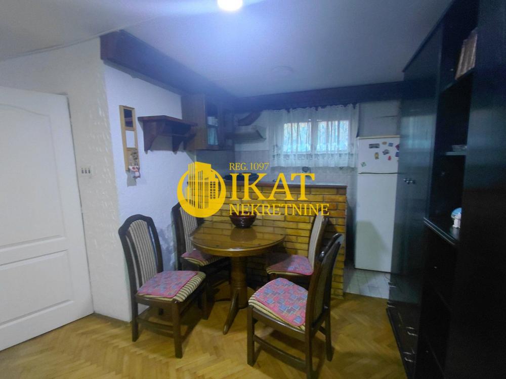 Stan na prodaju u Beogradu, Karaburma, jednoiposoban, 31m2, cena 75000 evra