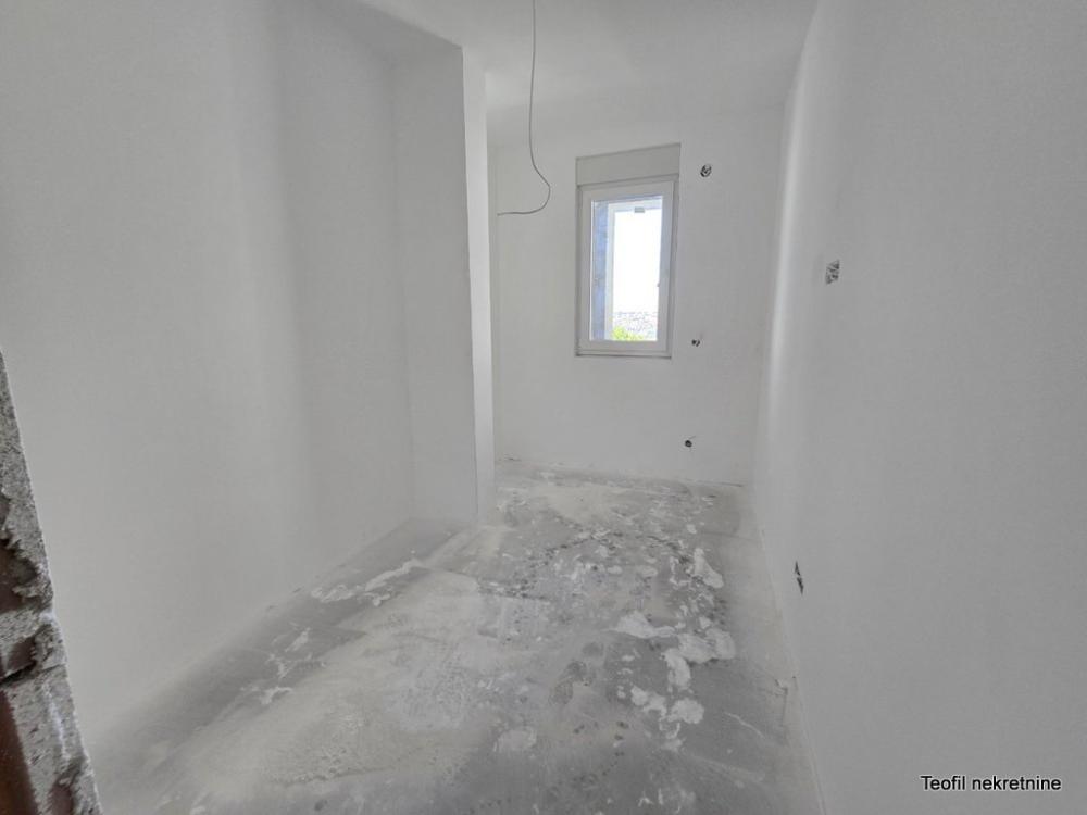 Stan na prodaju u Beogradu, Mirijevo, dvoiposoban, 62m2, cena 93000 evra