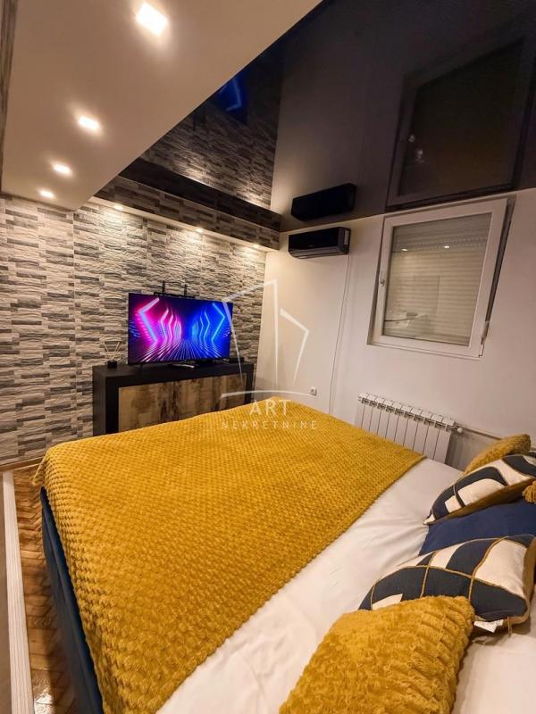 Stan na prodaju u Beogradu, Konjarnik, jednoiposoban, 30m2, cena 140000 evra