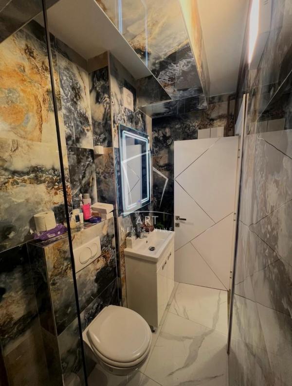 Stan na prodaju u Beogradu, Konjarnik, jednoiposoban, 30m2, cena 140000 evra