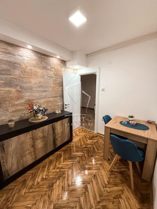 Stan na prodaju u Beogradu, Konjarnik, jednoiposoban, 30m2, cena 140000 evra