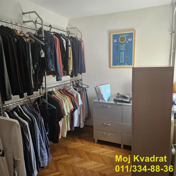 Stan na prodaju u Beogradu, Banovo brdo, troiposoban, 86m2, cena 315000 evra