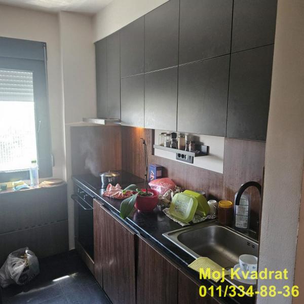 Stan na prodaju u Beogradu, Banovo brdo, troiposoban, 86m2, cena 315000 evra
