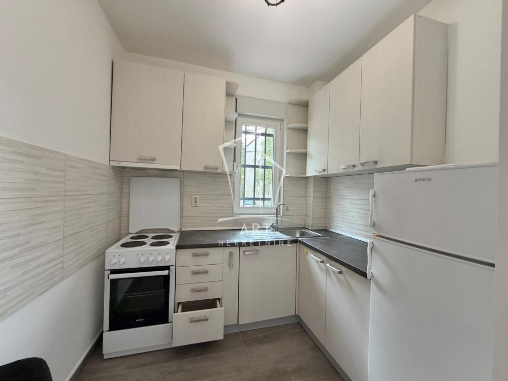 Stan na prodaju u Beogradu, Olimp, dvosoban, 23m2, cena 154000 evra