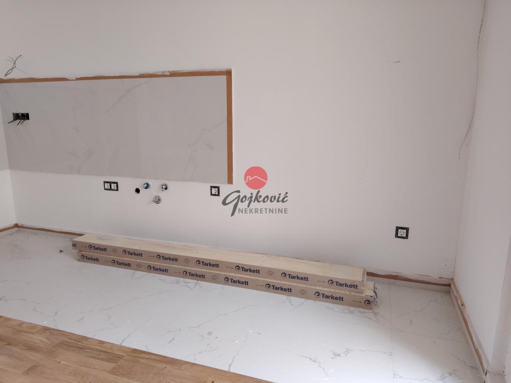 Stan na prodaju u Beogradu, Mirijevo, dvoiposoban, 53m2, cena 145750 evra