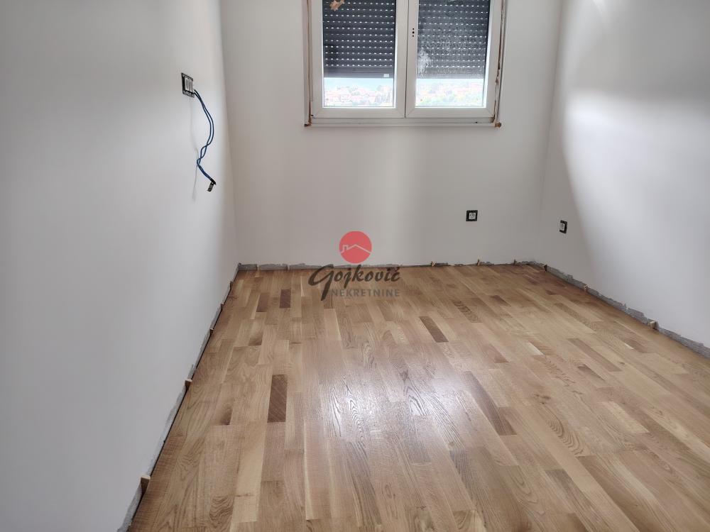 Stan na prodaju u Beogradu, Mirijevo, dvoiposoban, 53m2, cena 145750 evra