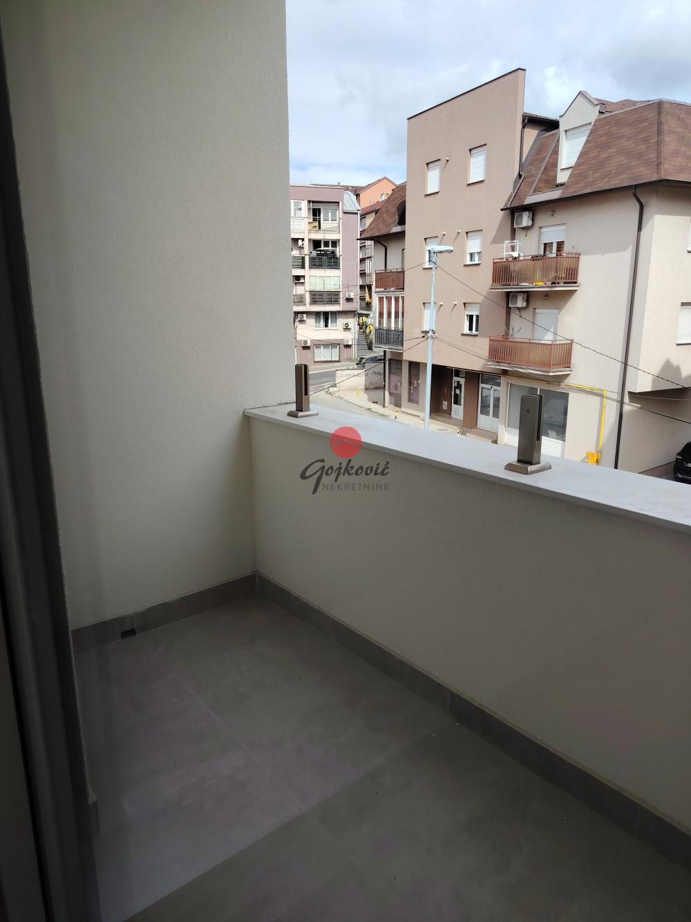 Stan na prodaju u Beogradu, Mirijevo, dvoiposoban, 53m2, cena 145750 evra