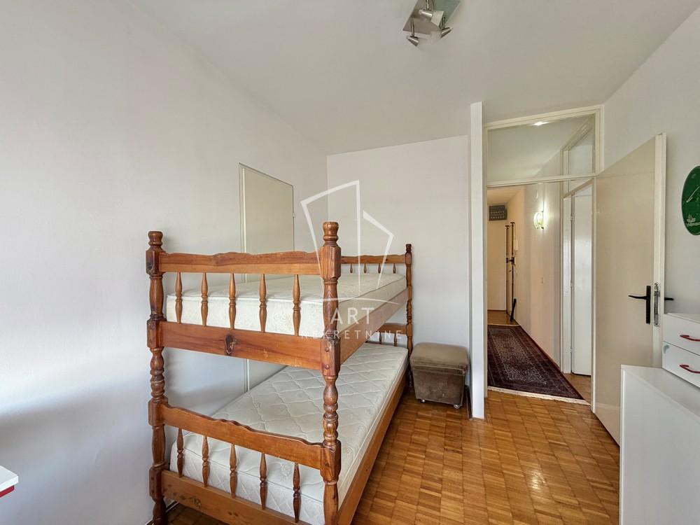 Stan na prodaju u Beogradu, Novi Beograd, dvoiposoban, 67m2, cena 237000 evra