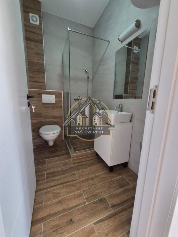 Stan na prodaju u Beogradu, Ledine, dvoiposoban, 56m2, cena 168000 evra