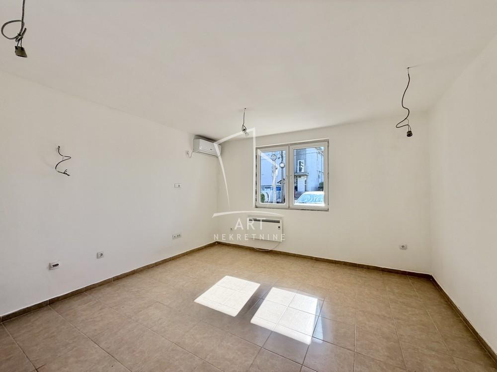 Stan na prodaju u Beogradu, Grocka, dvoiposoban, 49m2, cena 87000 evra