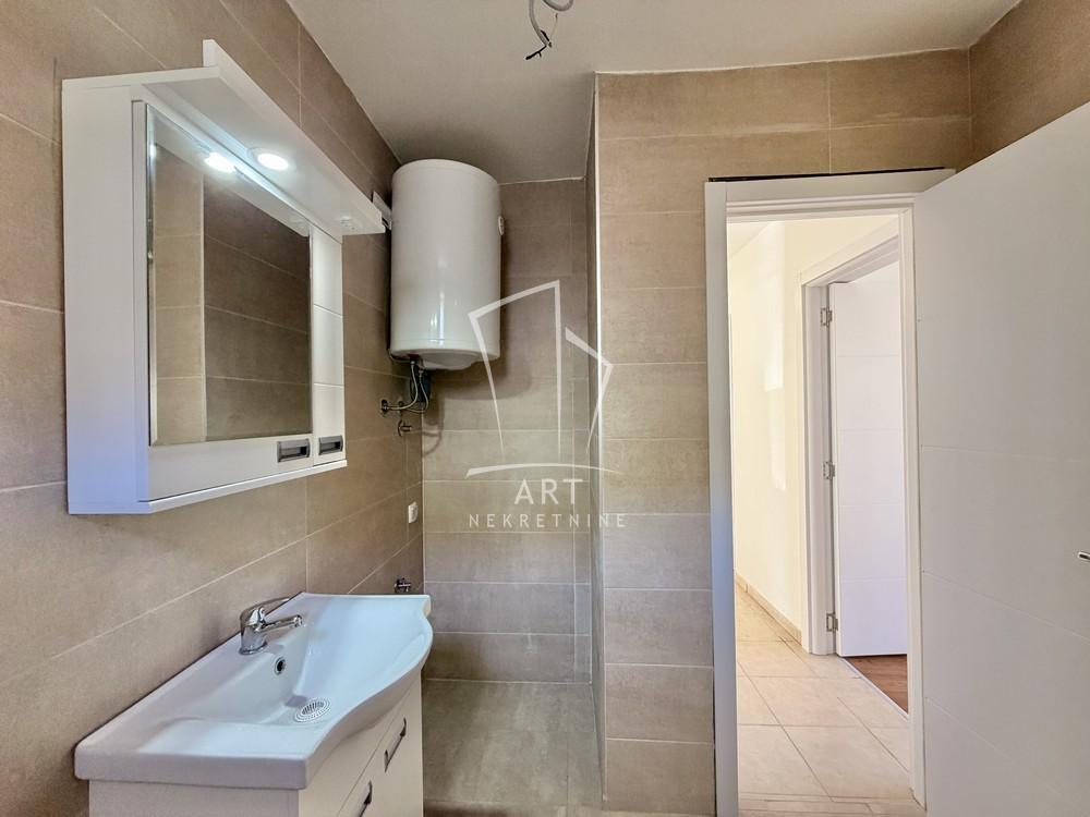 Stan na prodaju u Beogradu, Grocka, dvoiposoban, 49m2, cena 87000 evra