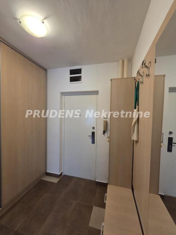 Stan na prodaju u Beogradu, Crveni Krst, jednoiposoban, 36m2, cena 150000 evra