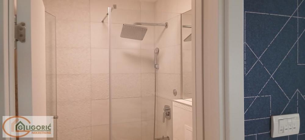 Stan na prodaju u Beogradu, Žarkovo, cetvorosoban, 99m2, cena 210000 evra