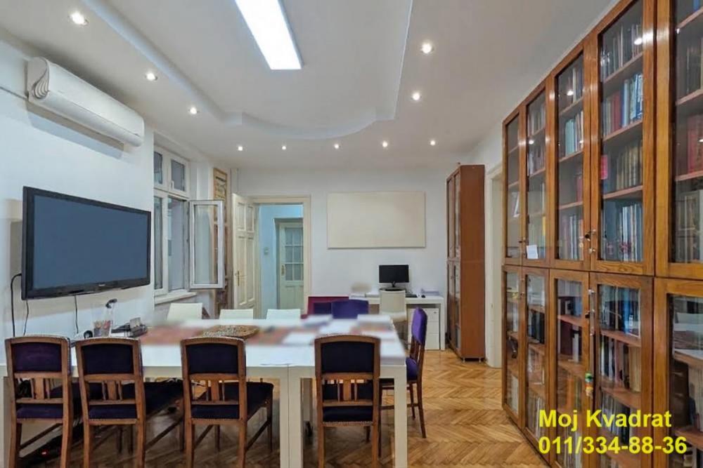 Stan na prodaju u Beogradu, Studentski trg, 140m2, cena 599000 evra