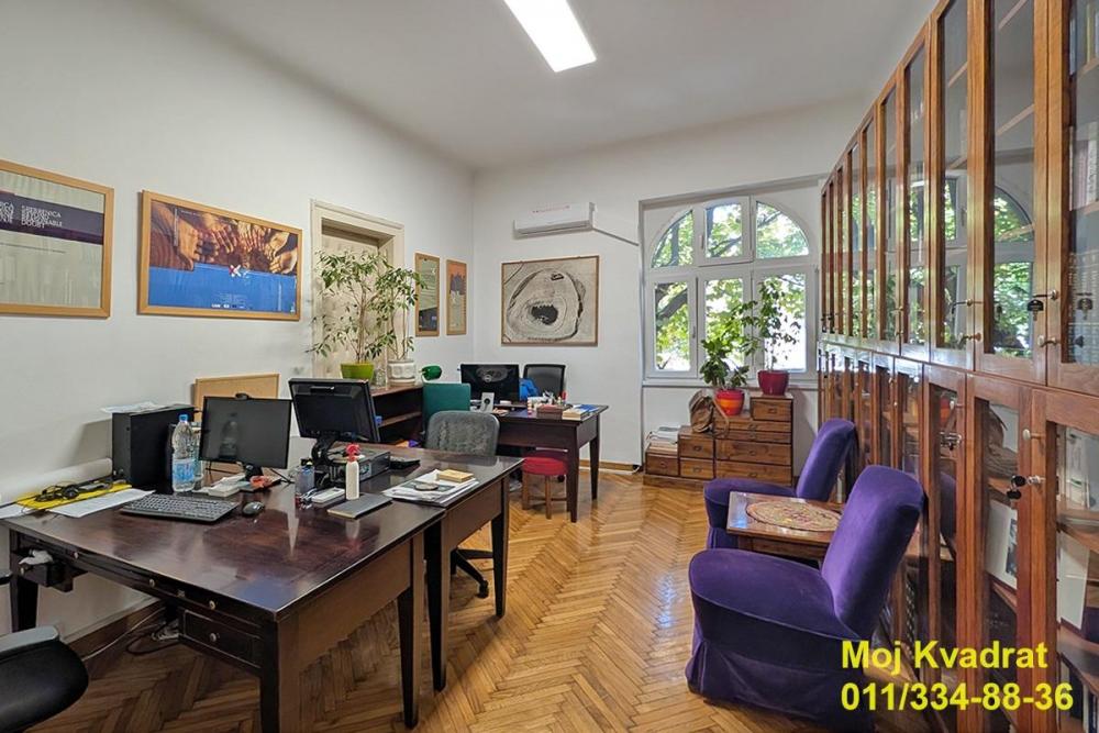 Stan na prodaju u Beogradu, Studentski trg, 140m2, cena 599000 evra