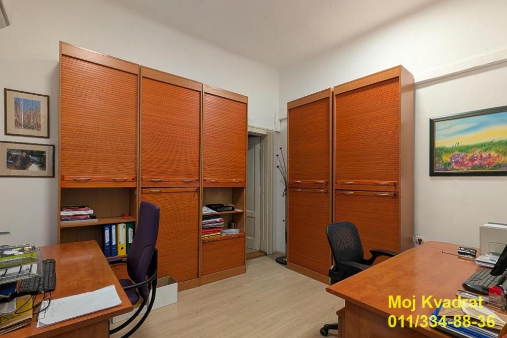 Stan na prodaju u Beogradu, Studentski trg, 140m2, cena 599000 evra
