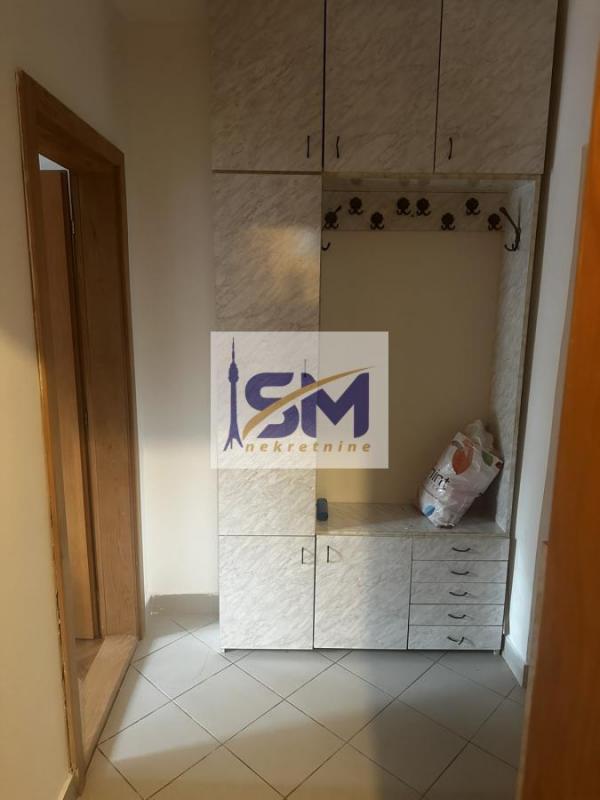 Stan na prodaju u Beogradu, Petlovo brdo, jednoiposoban, 32m2, cena 88000 evra