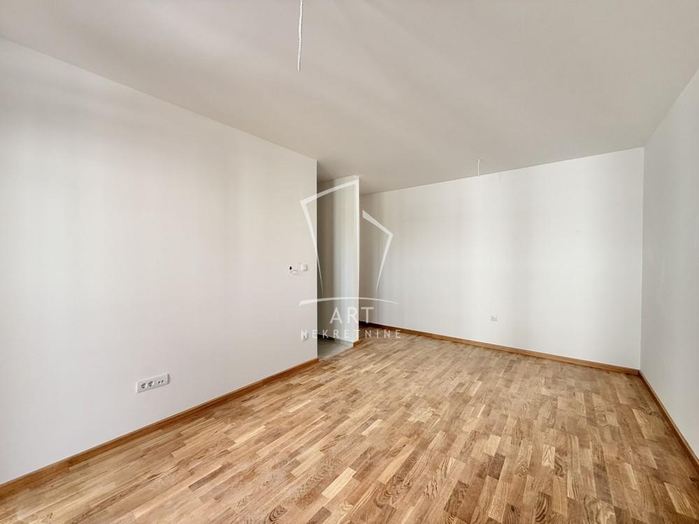 Stan na prodaju u Beogradu, Mirijevo, cetvorosoban, 56m2, cena 126600 evra