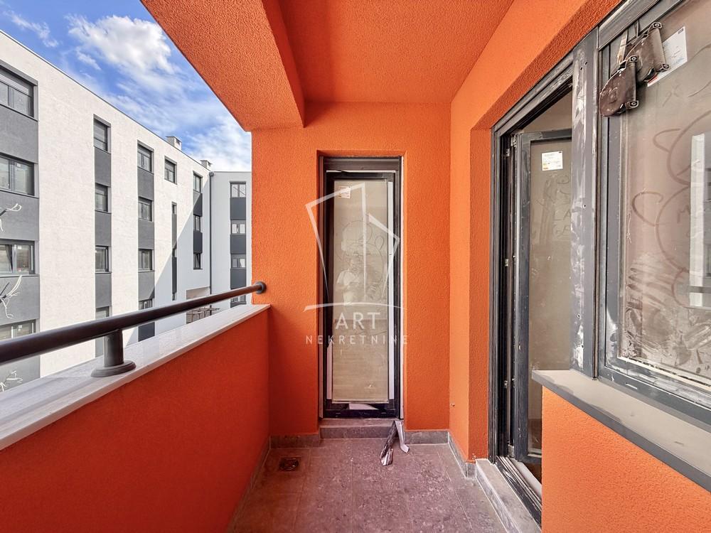 Stan na prodaju u Beogradu, Mirijevo, cetvorosoban, 56m2, cena 126600 evra