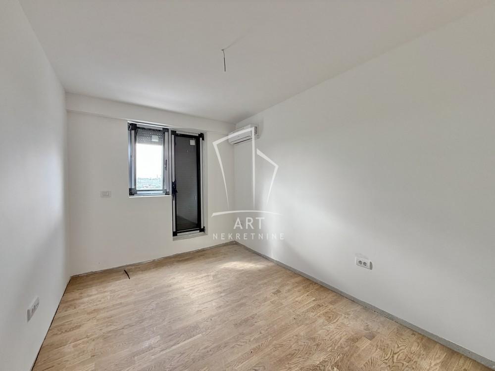 Stan na prodaju u Beogradu, Mirijevo, cetvorosoban, 113m2, cena 253700 evra