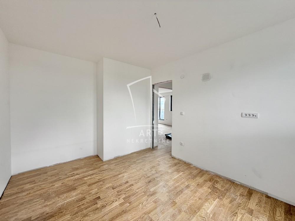 Stan na prodaju u Beogradu, Mirijevo, cetvorosoban, 113m2, cena 253700 evra