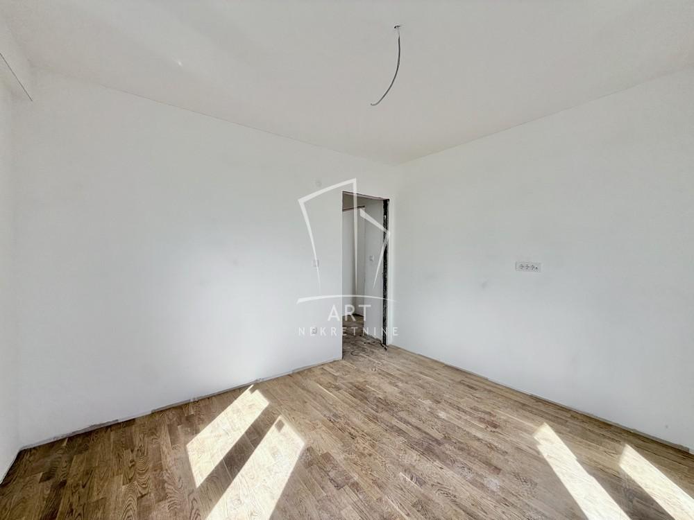 Stan na prodaju u Beogradu, Mirijevo, cetvorosoban, 113m2, cena 253700 evra