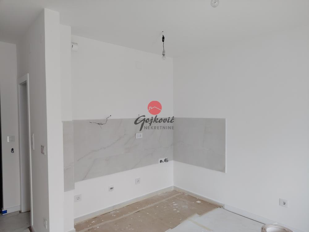 Stan na prodaju u Beogradu, Mirijevo, 30m2, cena 79200 evra