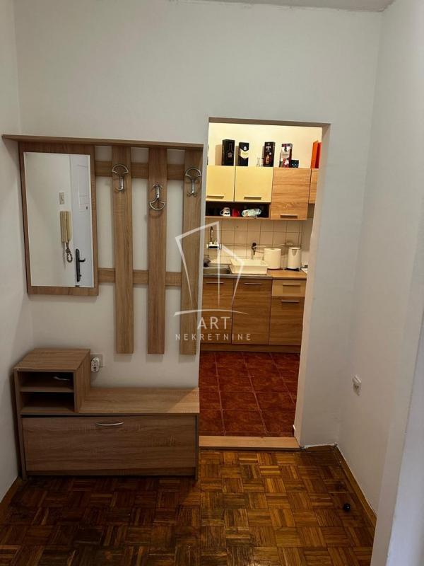 Stan na prodaju u Beogradu, Mirijevo, jednoiposoban, 39m2, cena 125000 evra