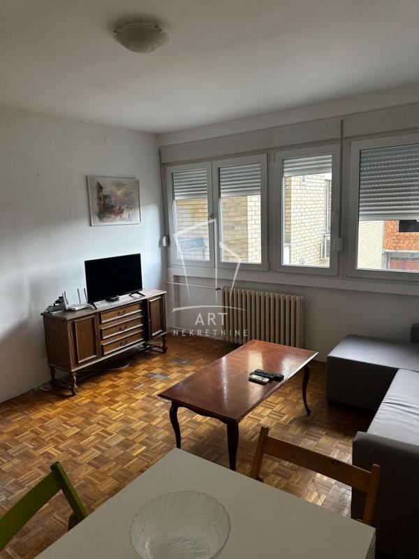 Stan na prodaju u Beogradu, Mirijevo, jednoiposoban, 39m2, cena 125000 evra