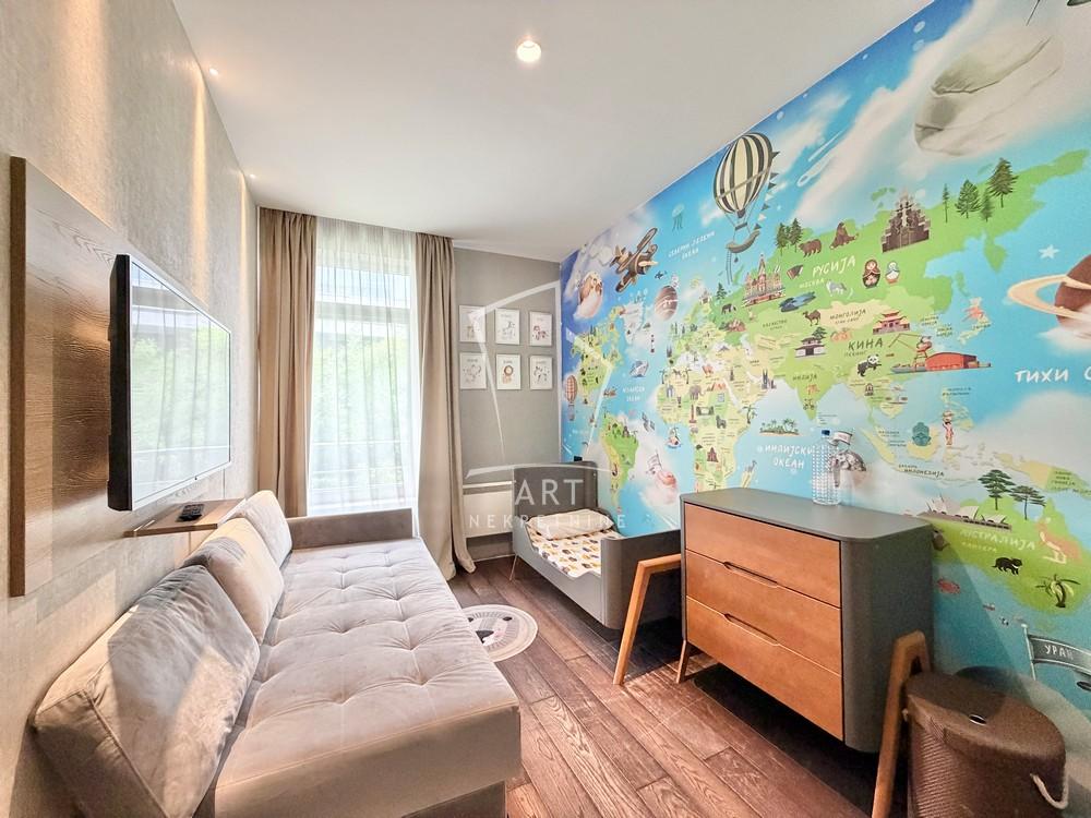 Stan na prodaju u Beogradu, Senjak, 172m2, cena 849000 evra