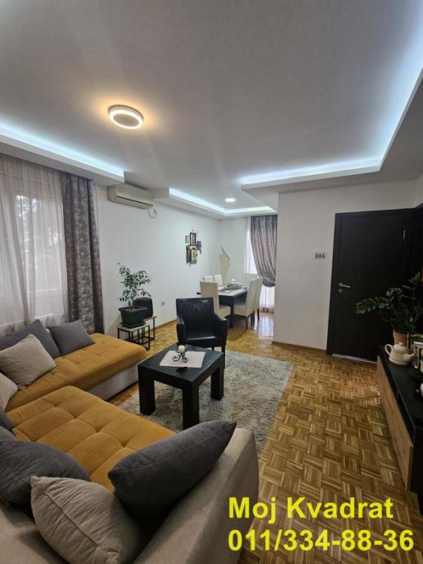 Stan na prodaju u Beogradu, Vidikovac, cetvorosoban, 98m2, cena 305000 evra