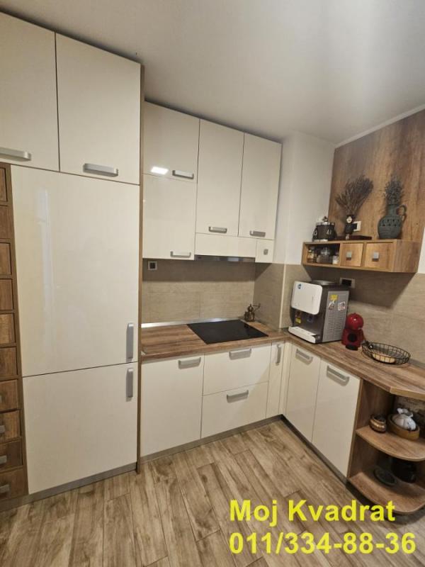 Stan na prodaju u Beogradu, Vidikovac, cetvorosoban, 98m2, cena 305000 evra